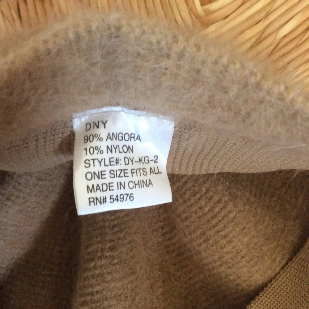 DNY Women’s Angora Tan Hat
